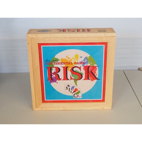 Parker Brothers Hasbro Gaming Risk Nostalgia World Domination Retro Wood Box - Picture 1 of 12